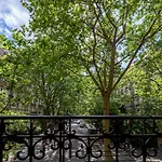 Apartament Charming French Style With Eiffel Tower View Prime Location Near Attractions *